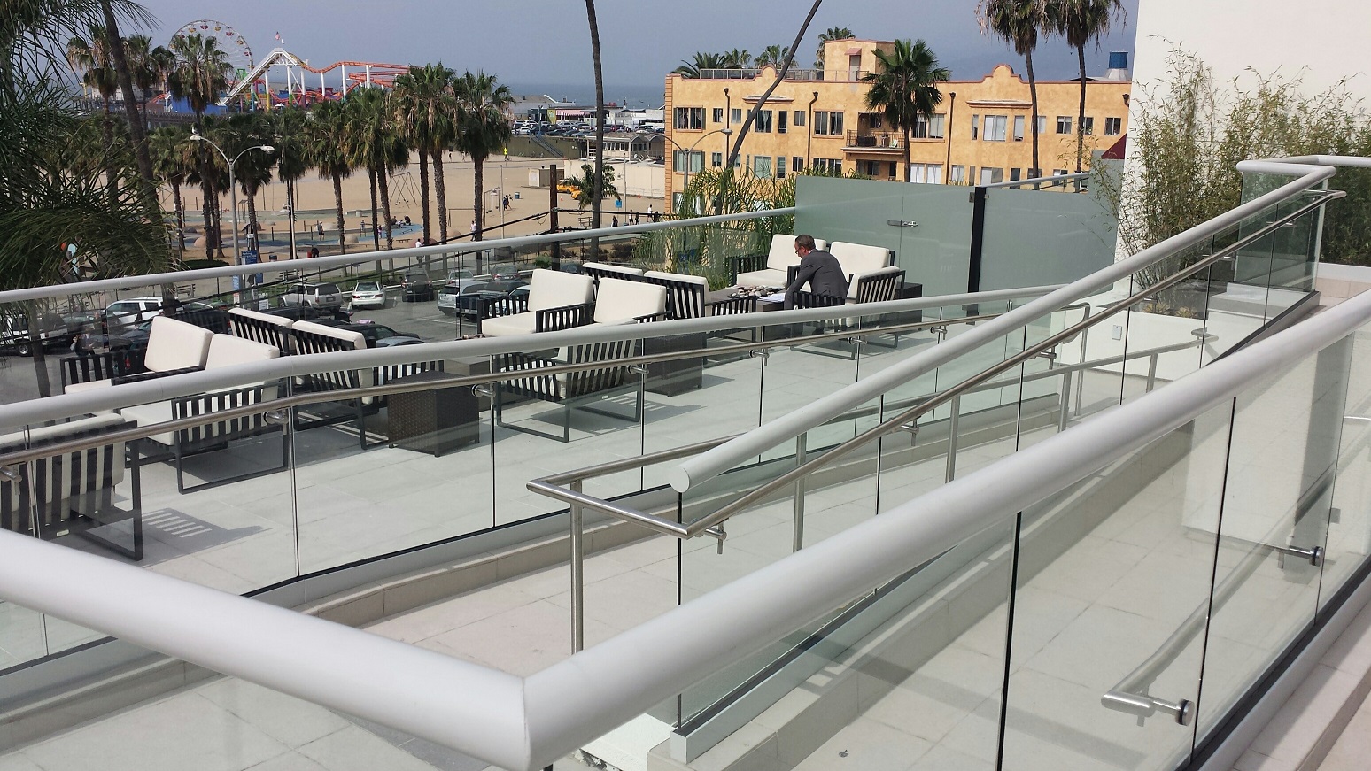 Why Choose Glass Railing?